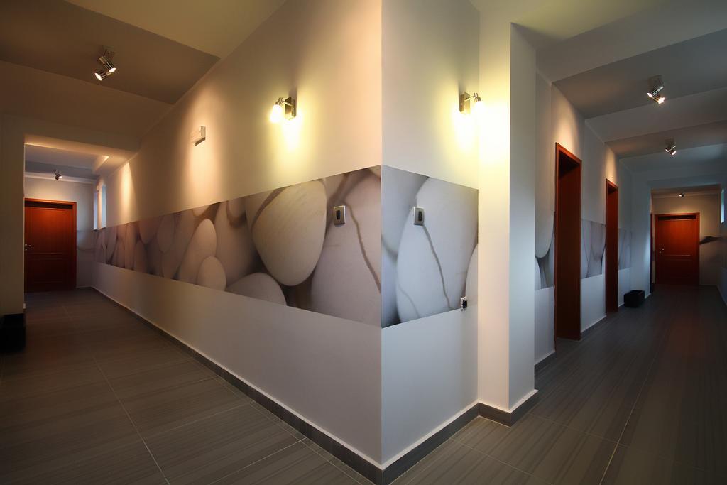 Domador Rooms & Apartments Bečići Ngoại thất bức ảnh