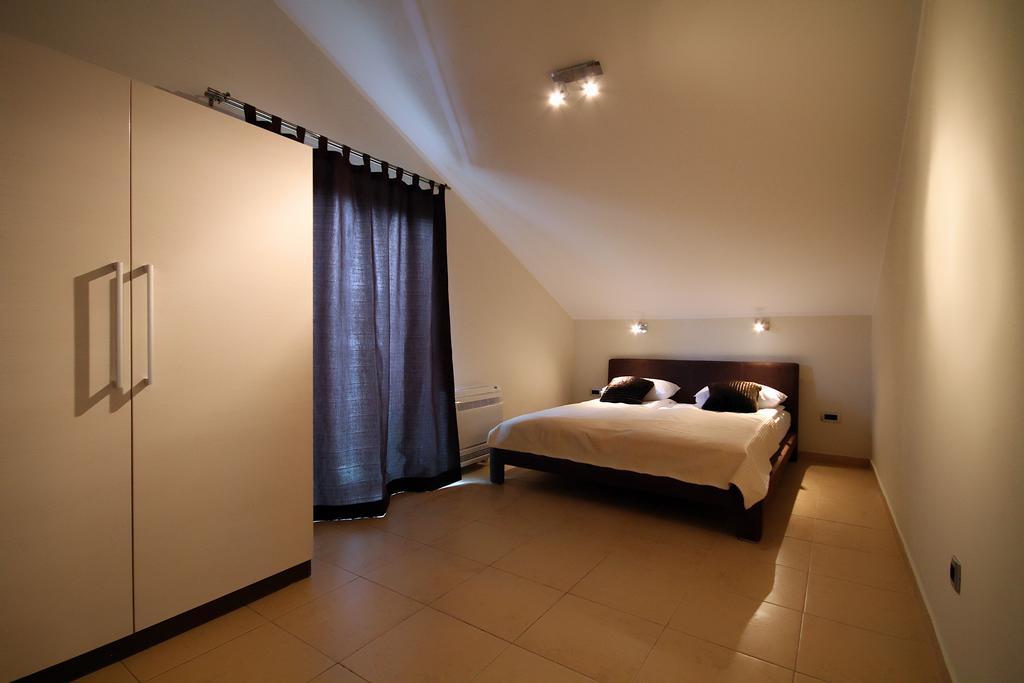Domador Rooms & Apartments Bečići Ngoại thất bức ảnh
